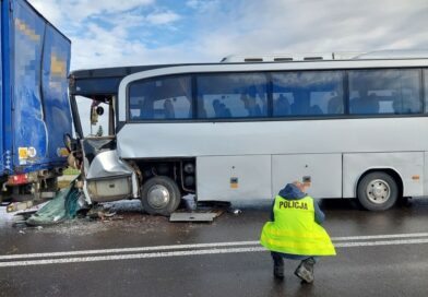 Wypadek szkolnego autobusu. 22 osoby trafiły do szpitala!