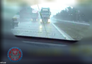 Niebezpieczne manewry kierowców ciężarówek [WIDEO]